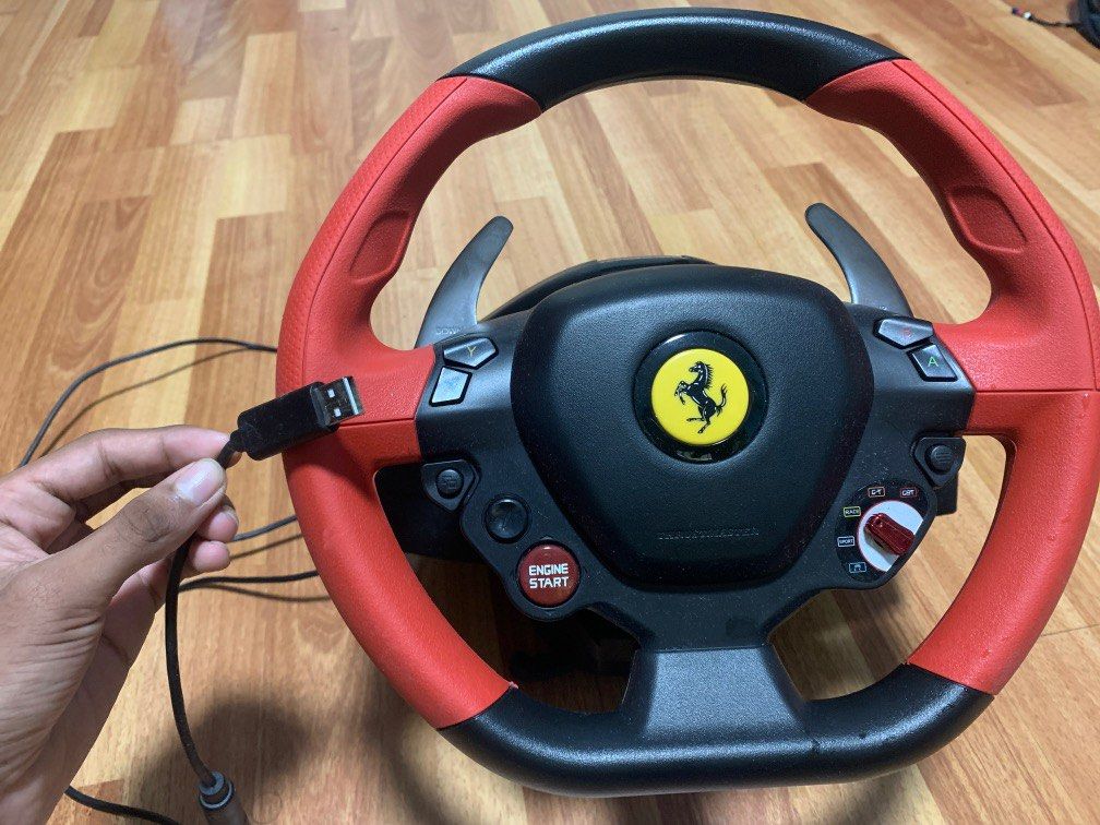  Thrustmaster Ferrari 458 Spider Racing Wheel (Xbox Series X/S &  One) : Everything Else