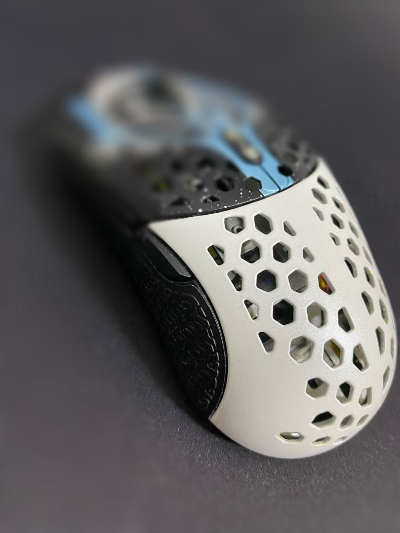 Finalmouse Starlight 12 Infinity Hump V1 Small, Computers & Tech