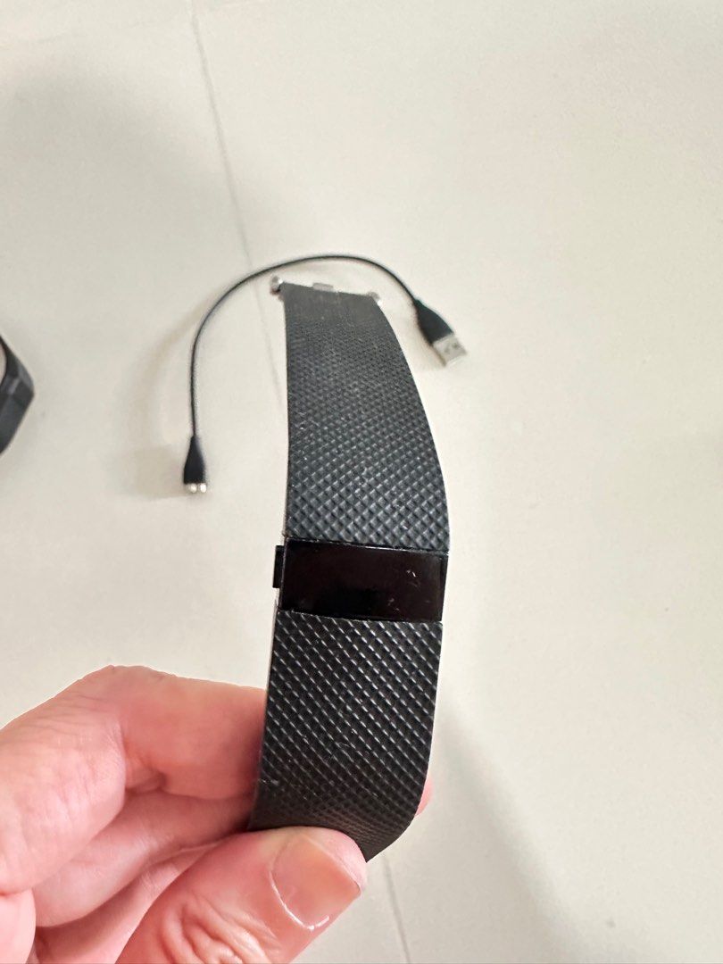 Fitbit charge sales hr strap
