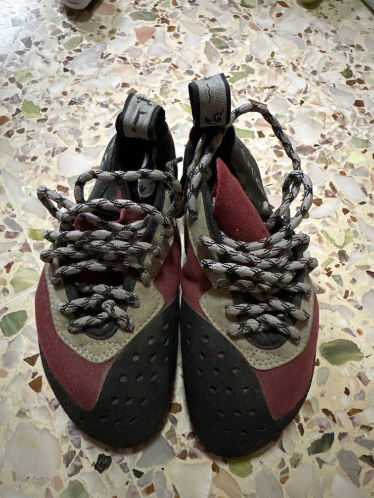 Five ten 5.10 dragon rock climbing shoes, Sports Equipment, Other Sports  Equipment and Supplies on Carousell