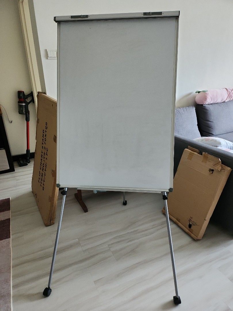 White Board / Flip chart, Hobbies & Toys, Stationery & Craft