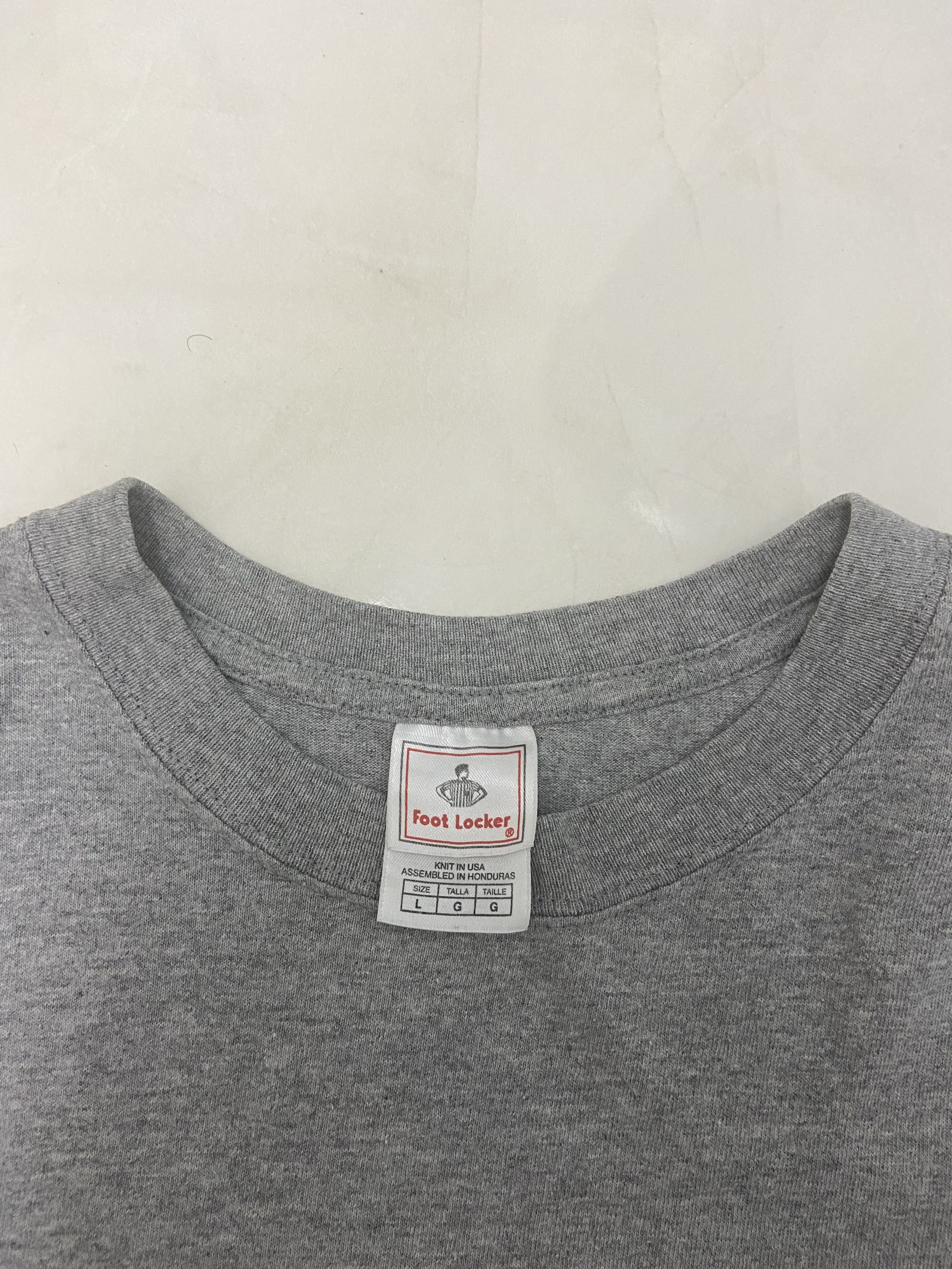 Footlocker plain deals t shirts