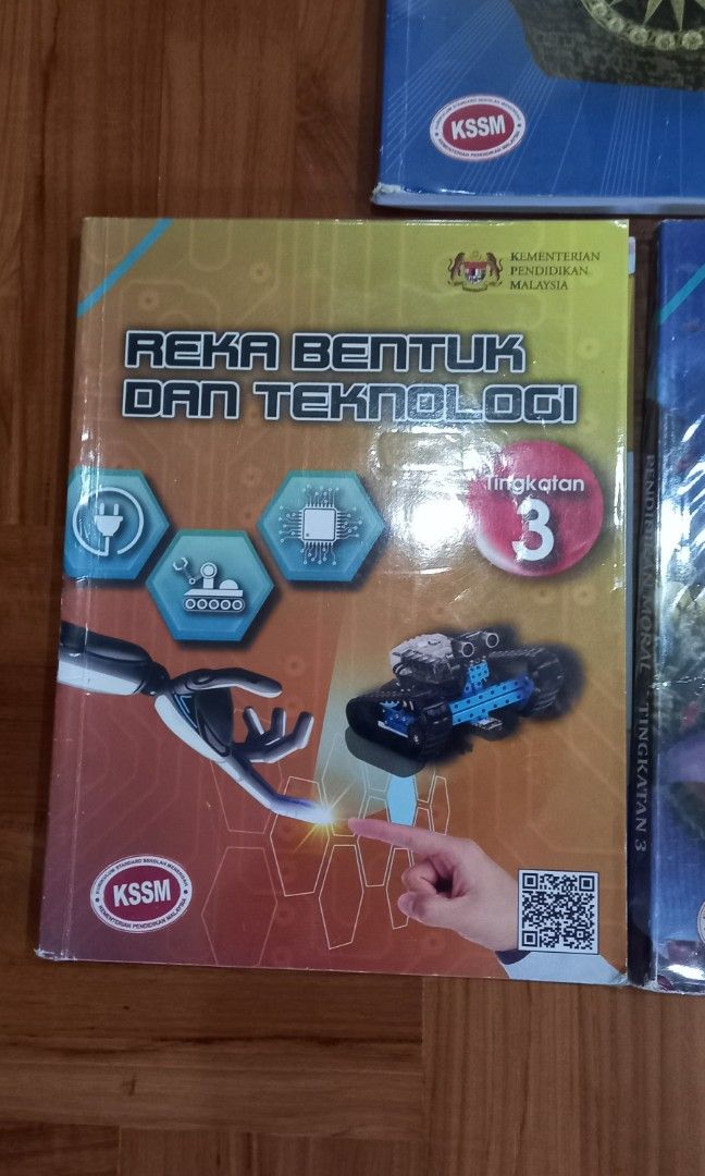 Form 2 and 3 textbooks hobbies toys books magazines textbooks on
