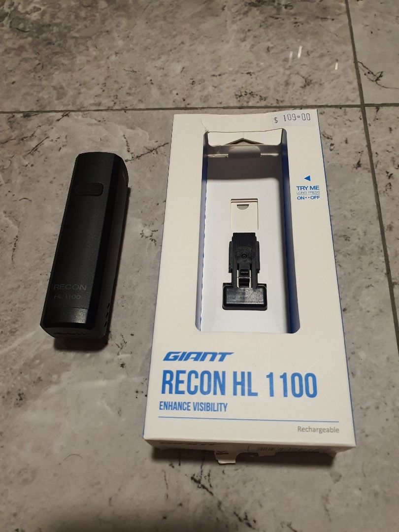 Giant Front Light Recon HL1100 Sports Equipment Bicycles Parts