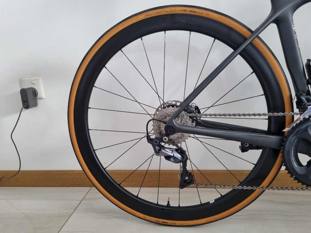 GIANT SLR 2 CARBON DISC WHEELSET, Sports Equipment, Bicycles &
