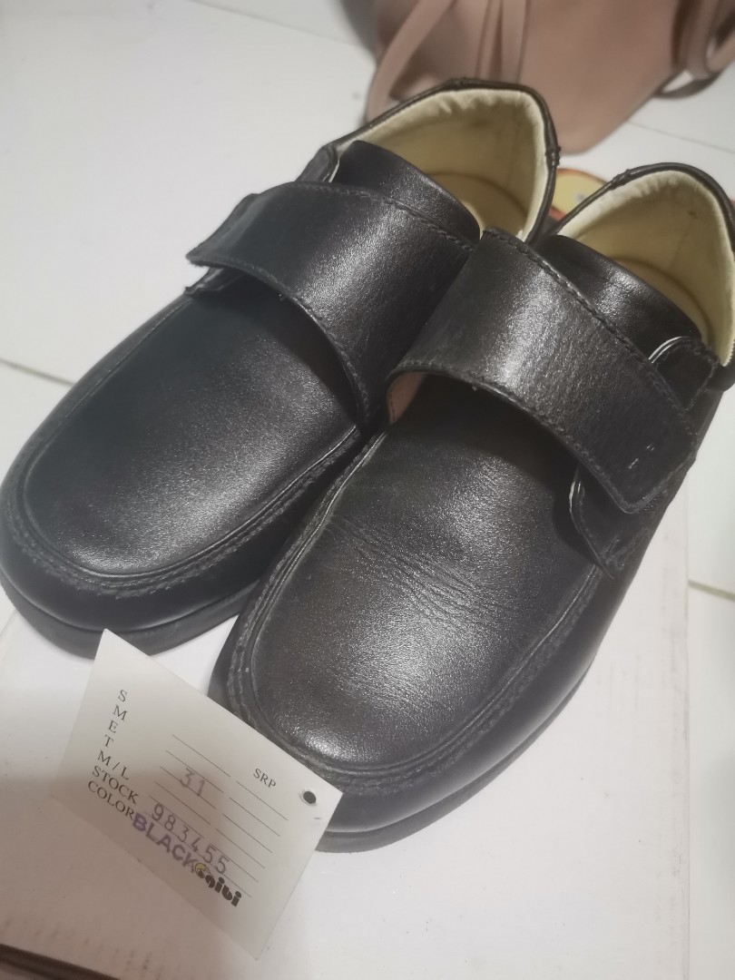 Gibi school shoes on Carousell