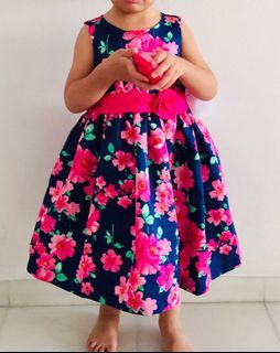 Girl dress x3 age 2-4