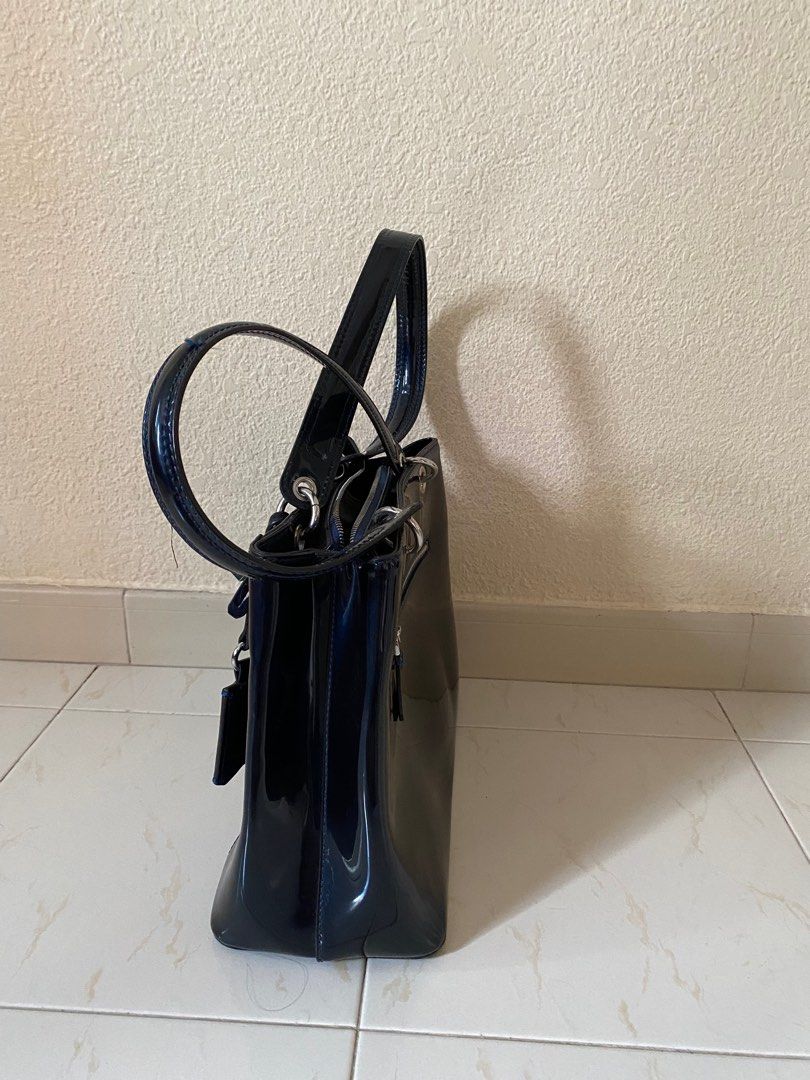 Shopper kamryn guess online