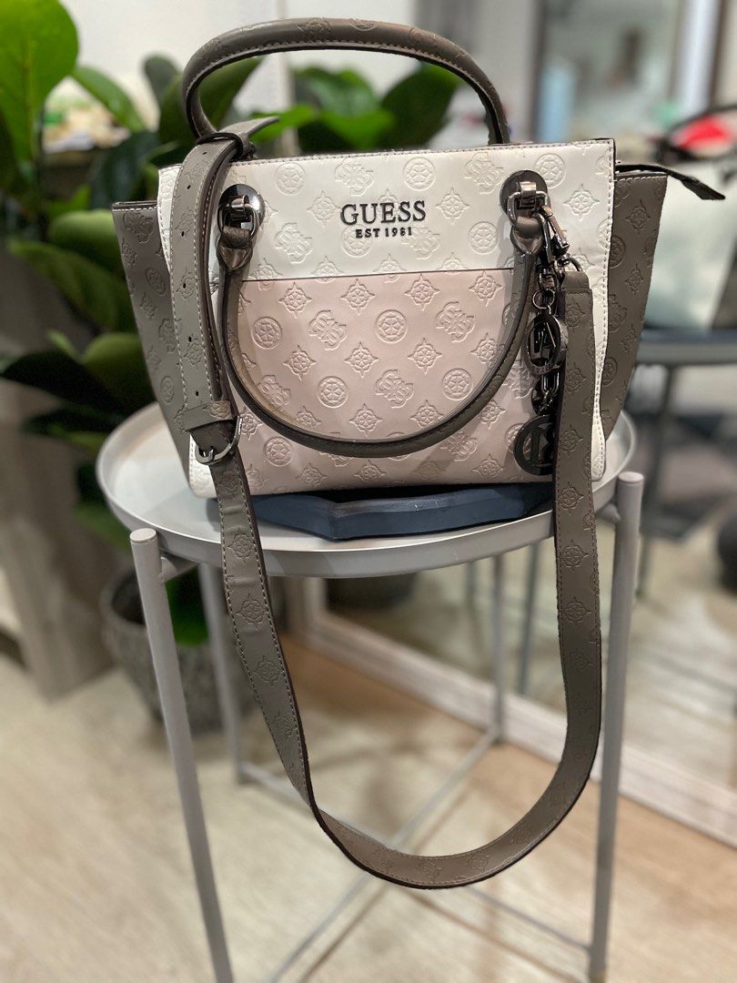 Guess ilenia clearance society satchel