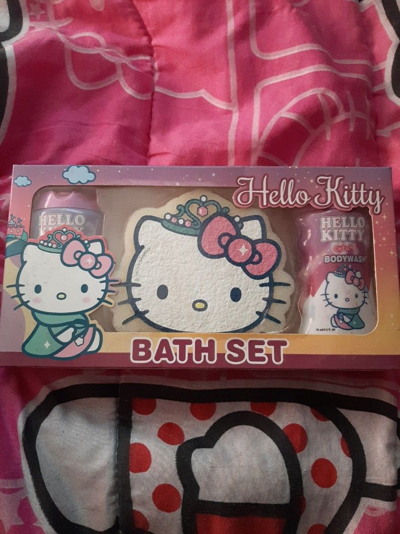 Hello Kitty Bath Set on Carousell