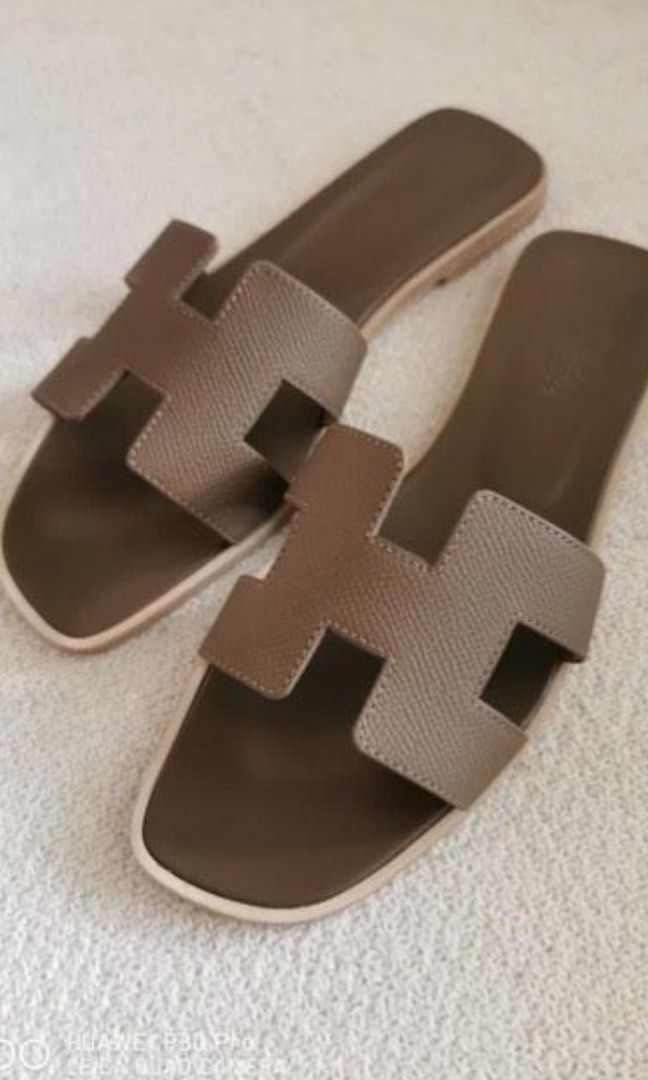 Oran leather sandal Hermès Brown size 41.5 EU in Leather - 36128083