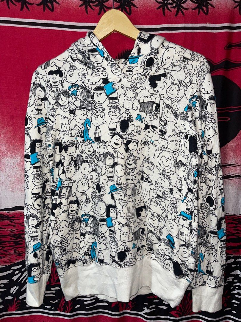 Uniqlo clearance snoopy hoodie