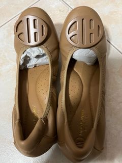 (Category: ) located in . Submitted by simplelife12 (Listing ID 1221383107, Image 1). Description: .