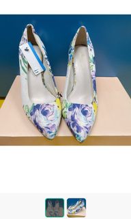 IT Venila suite高跟鞋size3664242490451971110