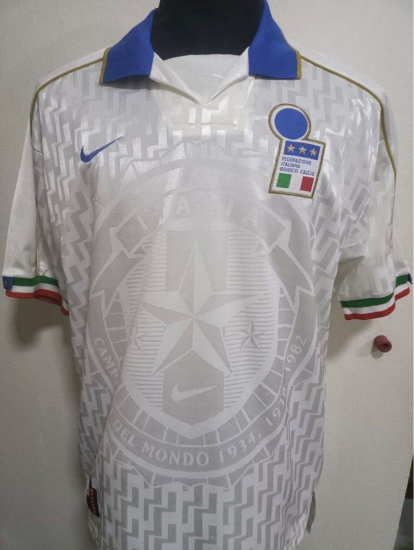 ITALY AWAY FOOTBALL SHIRT 1995/96 #18 'CASIRAGHI' | Retro