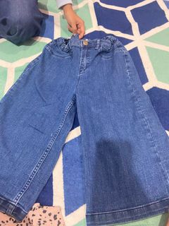 (Category: ) located in . Submitted by farhanamazlin (Listing ID 1221391524, Image 1). Description: .