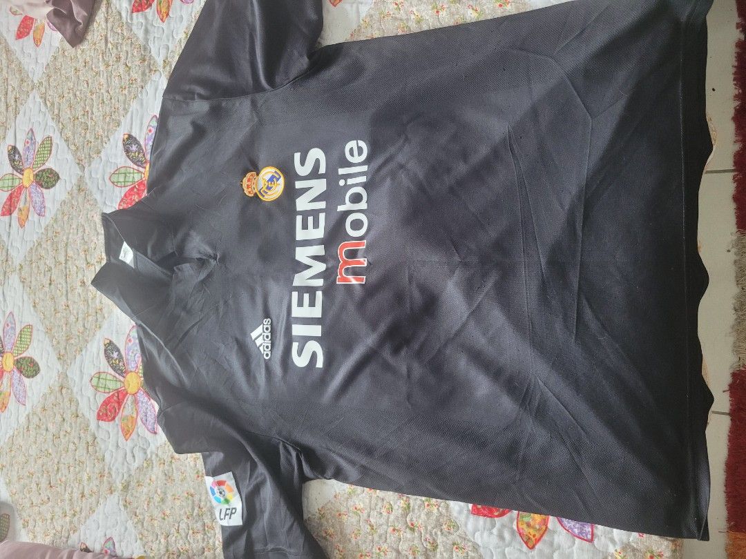 Jersey Real Madrid Ronaldo Original, Men's Fashion, Activewear on Carousell