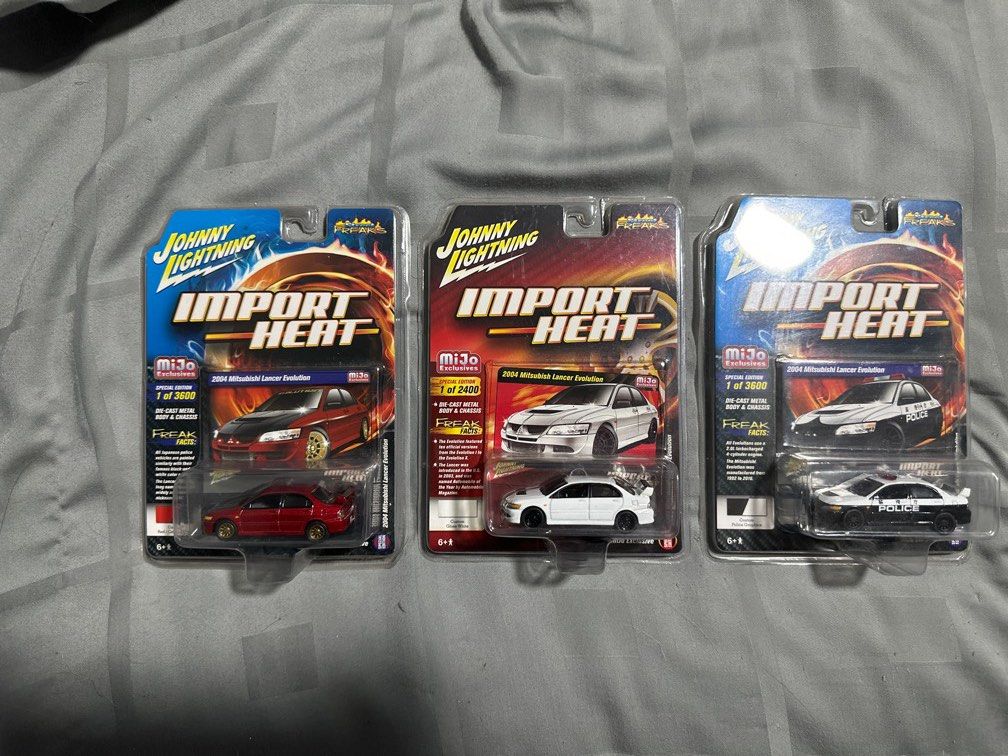 Johnny Lightning Mitsubishi Evo 9 MiJo Exclusive ., Hobbies & Toys