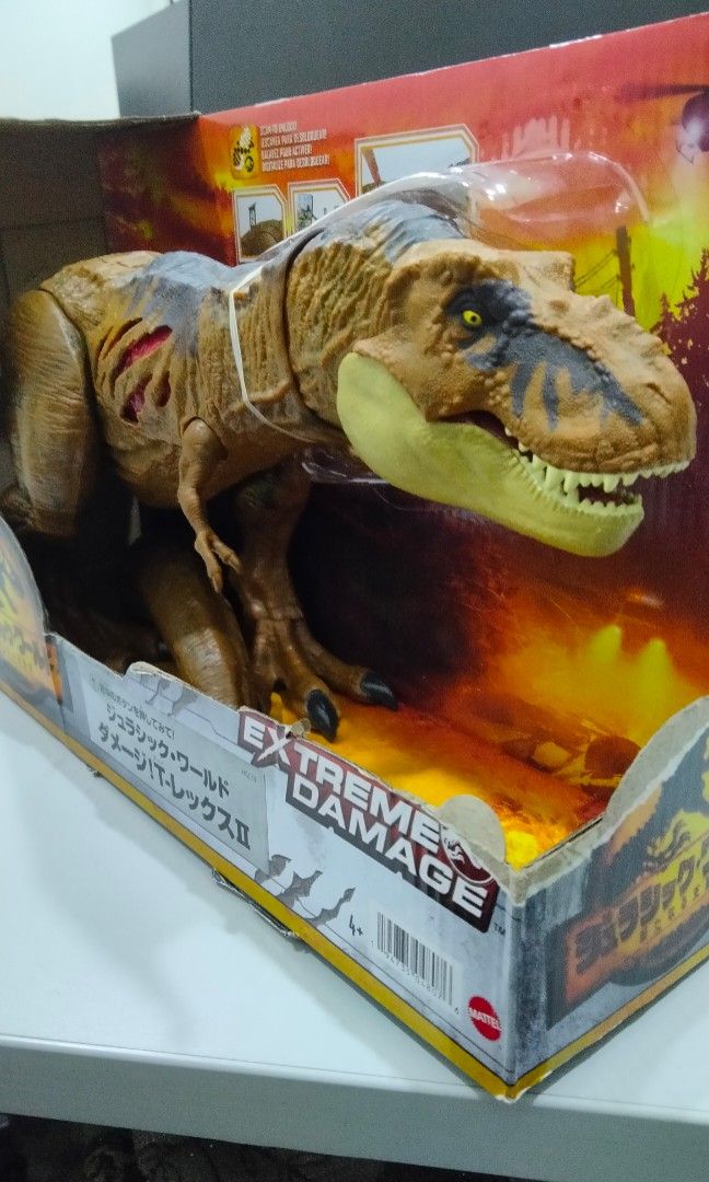 Jurassic World: Dominion Extreme Damage T Rex Dinosaur Figure for