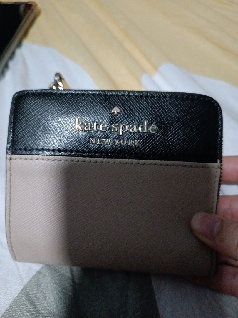 Kate Spade Two Tone Wallet, Women's Fashion, Bags & Wallets, Wallets & Card  Holders on Carousell