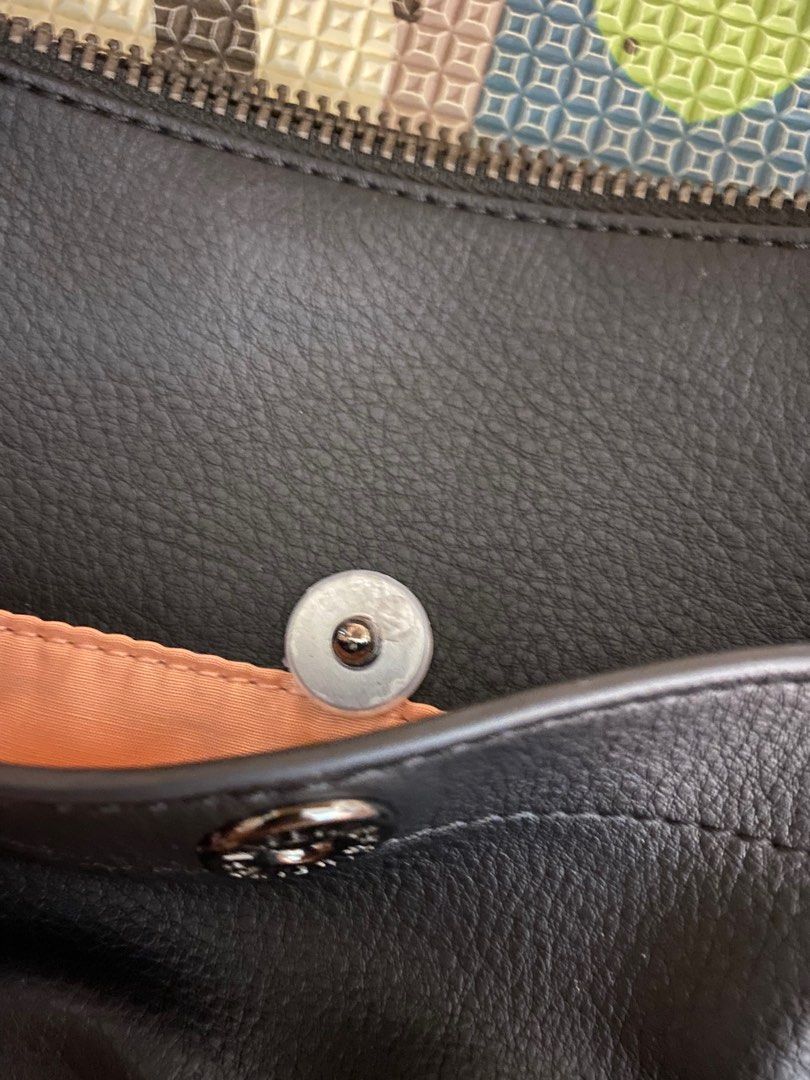 Kipling xandra crossbody, Women's Fashion, Bags & Wallets, Crossbody Bags on Carousell