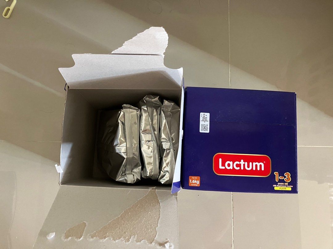 lactum-1-3-milk-formula-babies-kids-nursing-feeding-breastfeeding-bottle-feeding-on