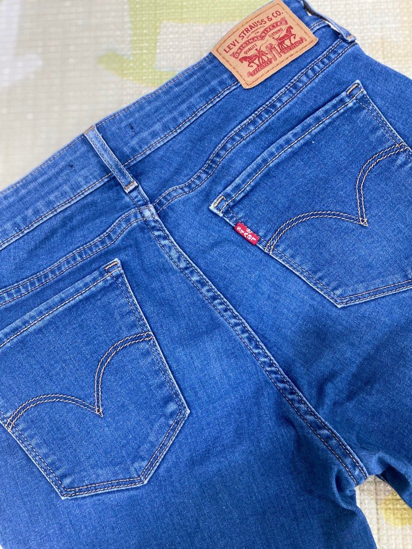 Levis's 711 Skinny Jeans, Women's Fashion, Bottoms, Jeans & Leggings on  Carousell