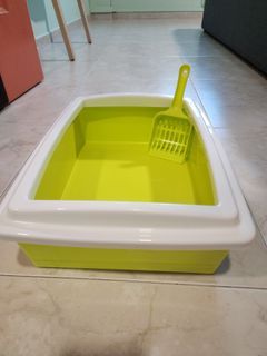 Litter box