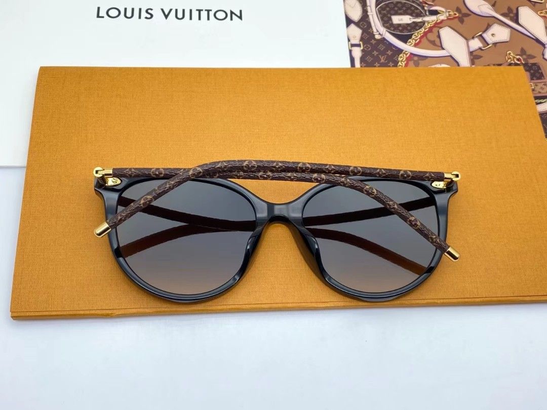 Louis Vuitton Detailed Monogram Hand-stitched Arms Sunglasses For