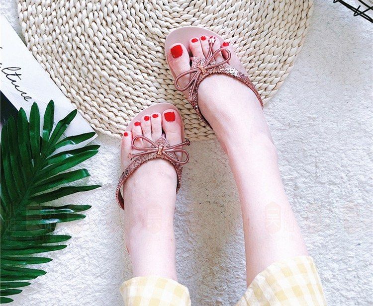 Melissa harmonic sale flip flops