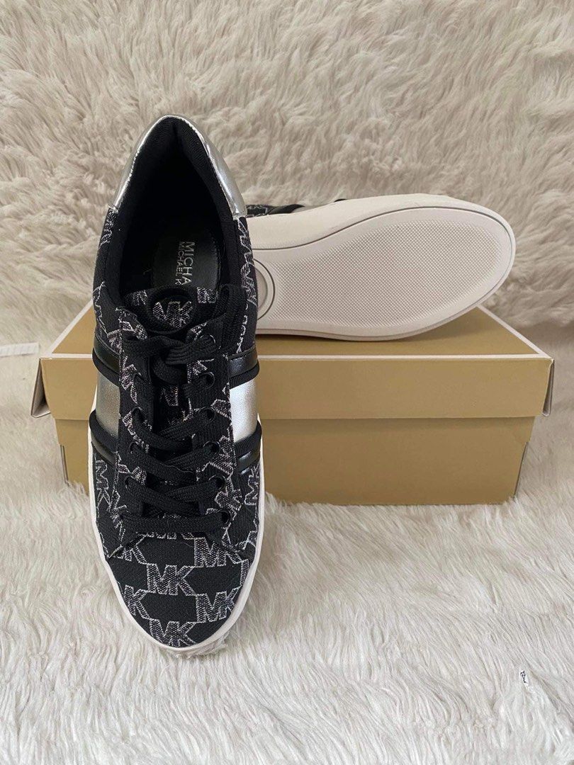 Michael kors poppy outlet lace up sneakers
