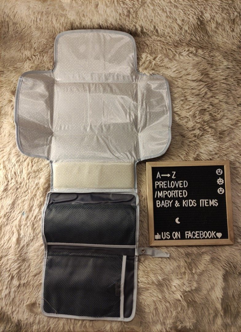 Munchkin Changing Mat, Babies & Kids, Bathing & Changing, Diapers