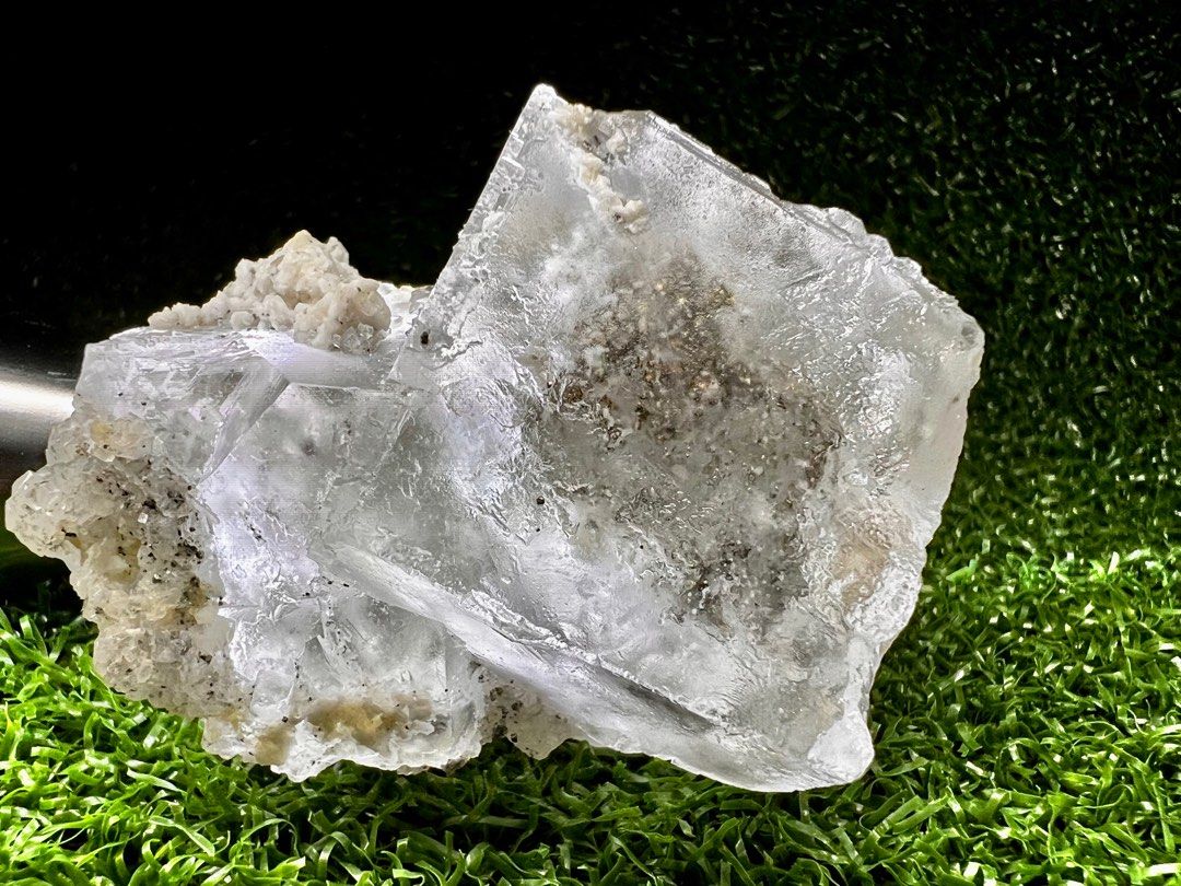 Myanmar white fluorite with pyrite J1