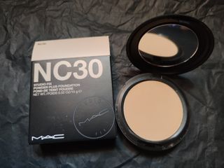 nc30 studio fix powder plus foundation