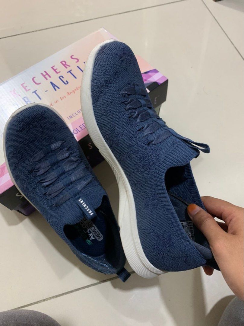 Skechers gleeful shop
