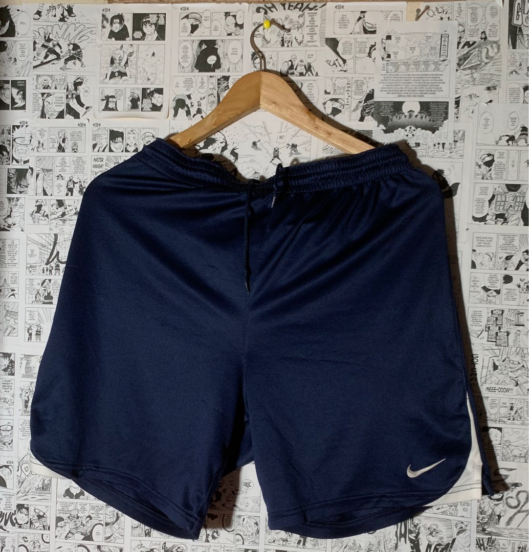 NIKE ABOVE THE KNEE LEGIT SHORTS on Carousell