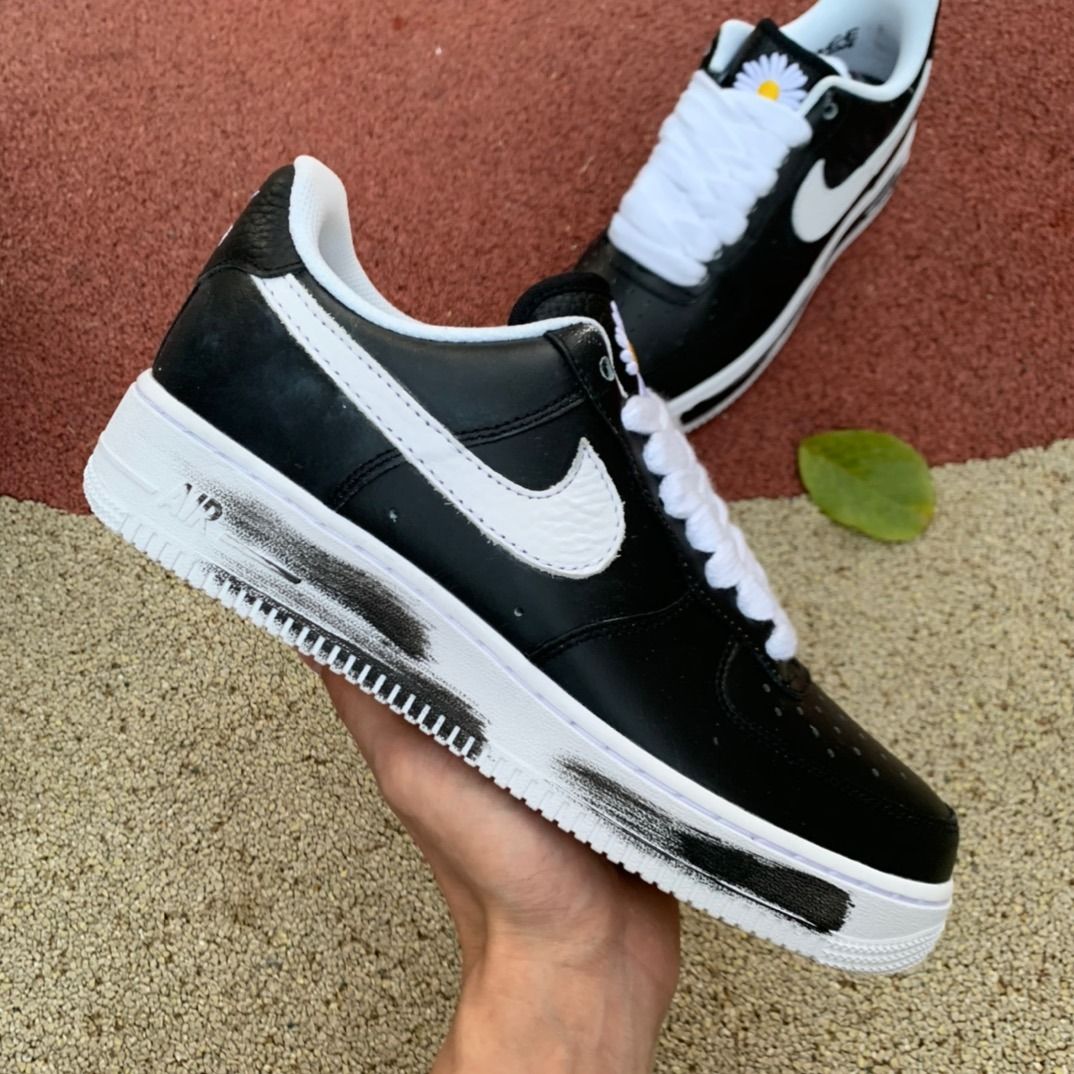 Nike Air Force 1 Panda, Men's Fashion, Footwear, Sneakers on Carousell