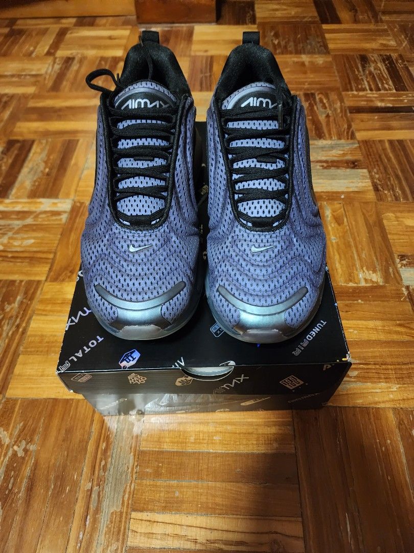 northern lights nike 720