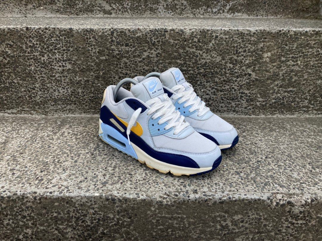 Air max 90 top essential royal tint