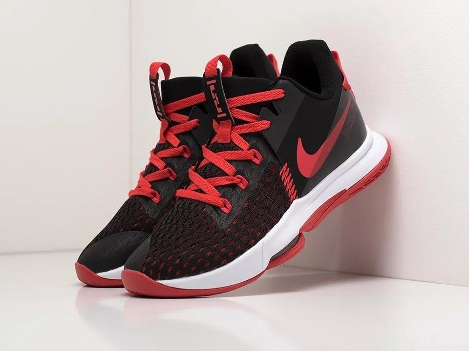 Harga nike deals lebron james