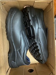 Nitti slip on  safety boots
