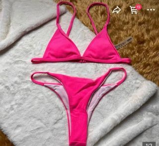 (Category: ) located in . Submitted by swimmies (Listing ID 1188027760, Image 1). Description: .