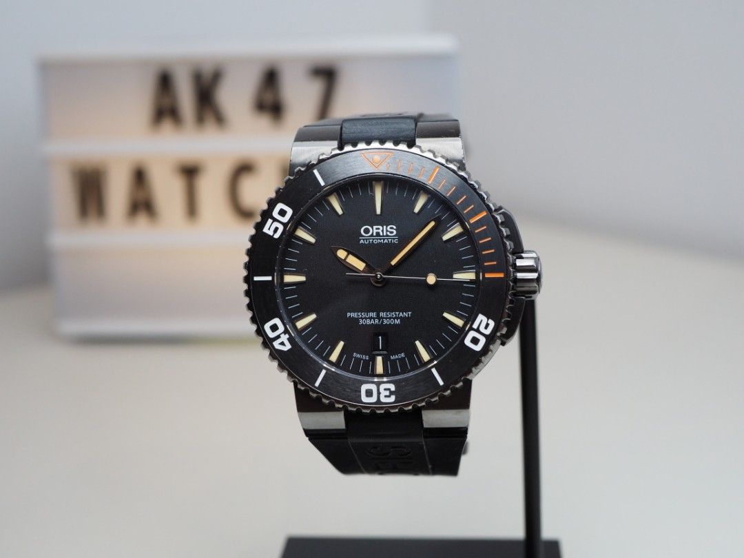 Oris aquis deals black orange
