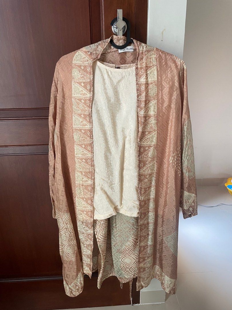 Reprice! Outer set Sarah The Label Preloved, Fesyen Wanita, Pakaian ...