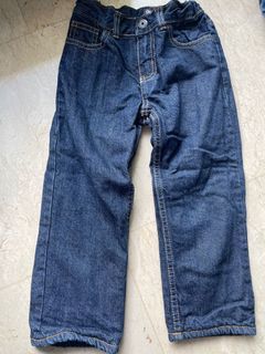 Pre-love Oshkosh Bgosh boys fleece jeans 3T
