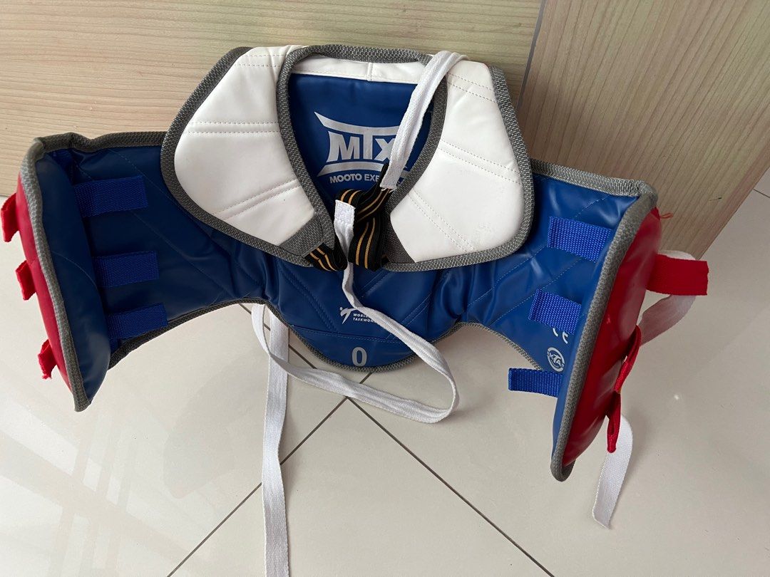 Preloved Mooto Taekwondo Chest Protector, Sports Equipment, Other Sports Equipment and Supplies