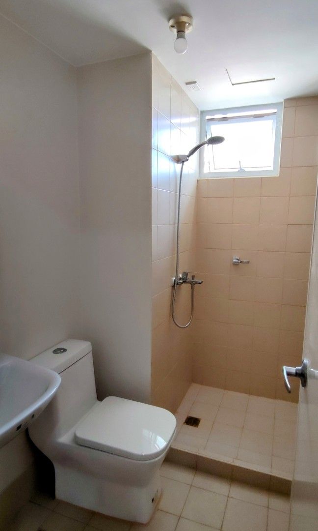 Rent to own condo in Manila peninsula garden midtown homes near sta ana