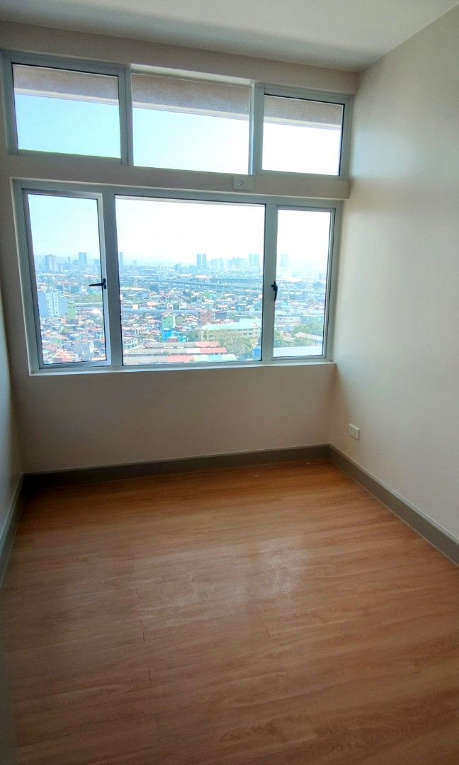 Rent to own condo in Manila peninsula garden midtown homes near sta ana