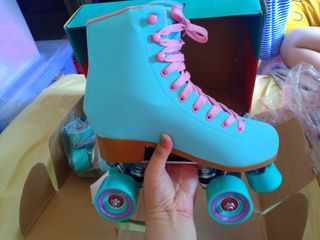 Roller Skate Squad Skate with Box Still New Used Only Once  Read Description