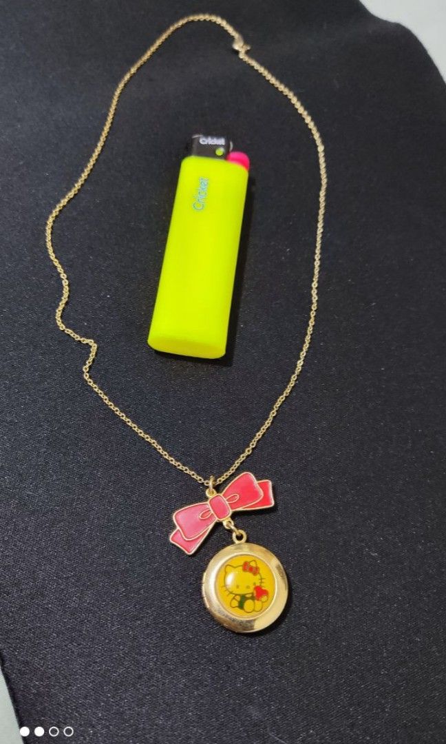 Sanrio Hello Kitty Necklace with Locket Pendant (Category: Luxury Accessories) located in Quezon City. Submitted by influence_mike (Listing ID 1221420409, Image 3). Description: Sanrio Hello Kitty Necklace with Locket Pendant.